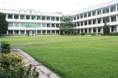 private schools in quezon city with senior high|Senior High School .